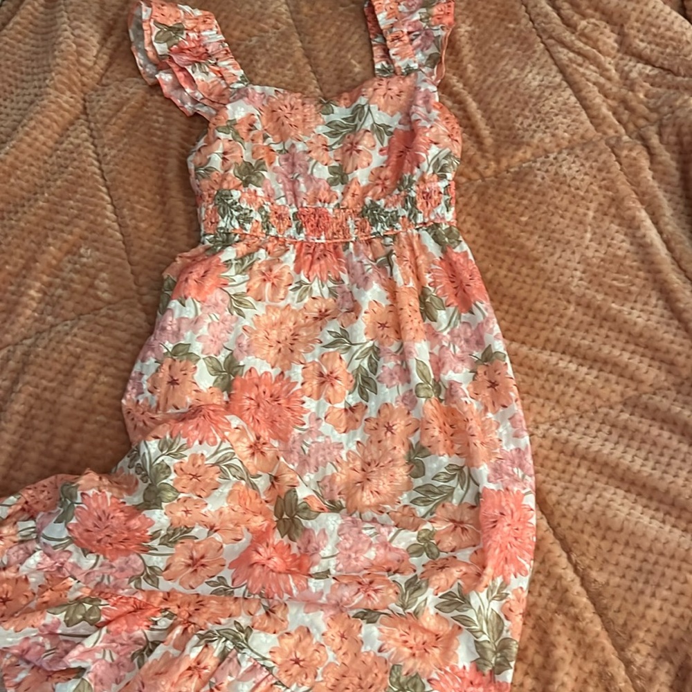 Spring/Summer floral dress, below knee (shin length), like new/worn twice